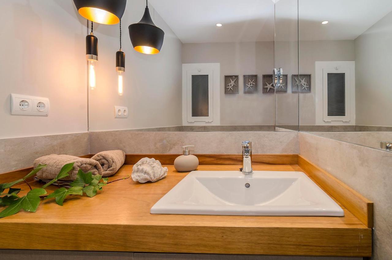 Sitges Spaces Deluxe Centre Apartment Dış mekan fotoğraf